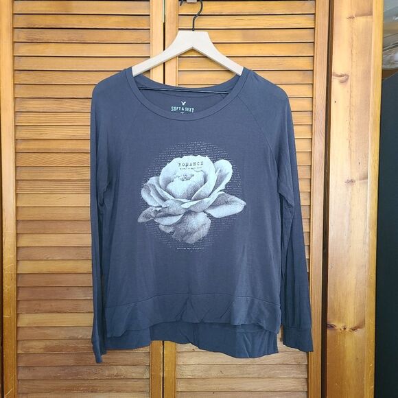 American Eagle Long Sleeve Soft & Sexy Graphic Shirt Size XS - Picture 8 of 9